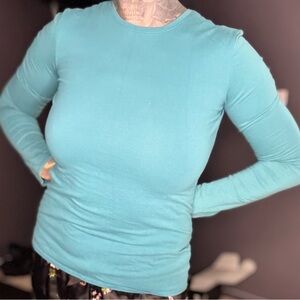 Used long sleeve shirt